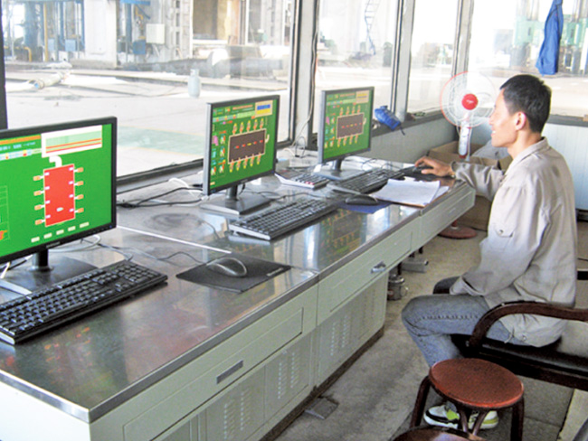 全自動加熱爐、正火爐操作室